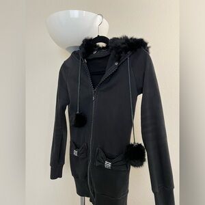 Removable fur: 100% cotton black long jacket with hem